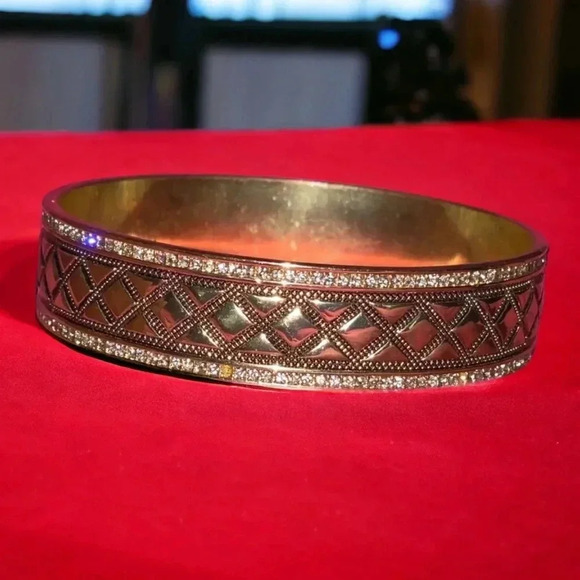 House of Harlow 1960 Aztec 18k Gold Plated Swarovski Crystal Bangle Bracelet - Picture 3 of 5
